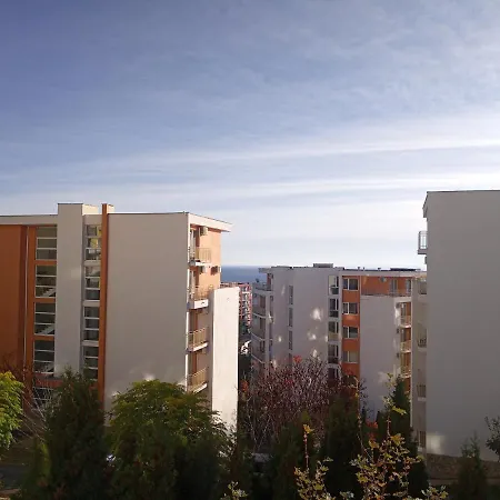 Family Apartament Crown-bastetbs *