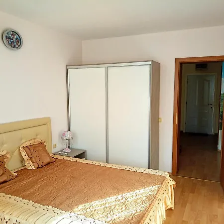Family Apartament Crown-bastetbs * Sveti Vlas