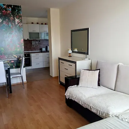Family Apartament Crown-bastetbs * Sveti Vlas