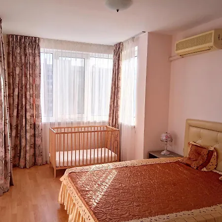 Appartement Family Apartament Crown-bastetbs *
