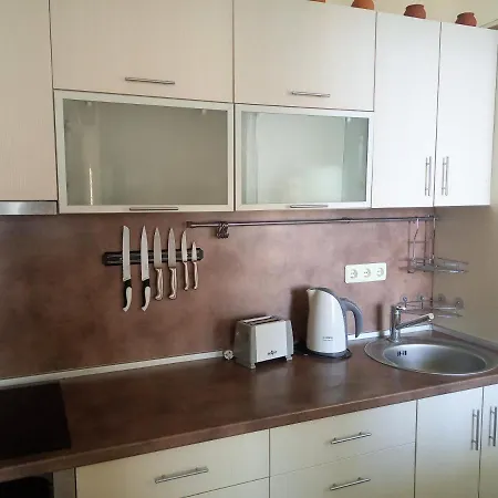 Family Apartament Crown-bastetbs *